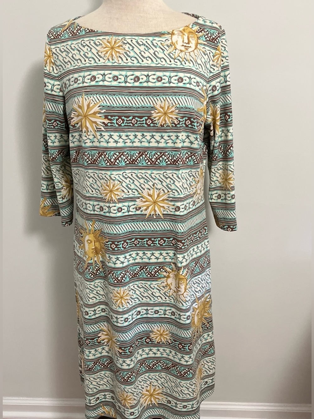 J McLaughlin Celestial Sun Catalina Cloth Shift Dress